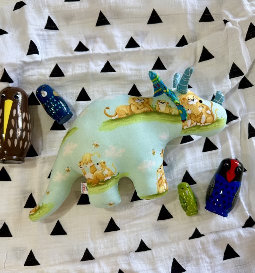 Lions on a Dino